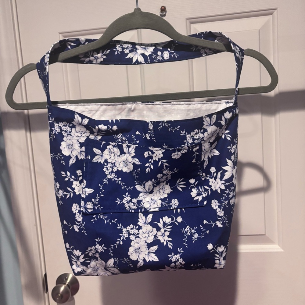✨Floral Blue Tote Bag✨